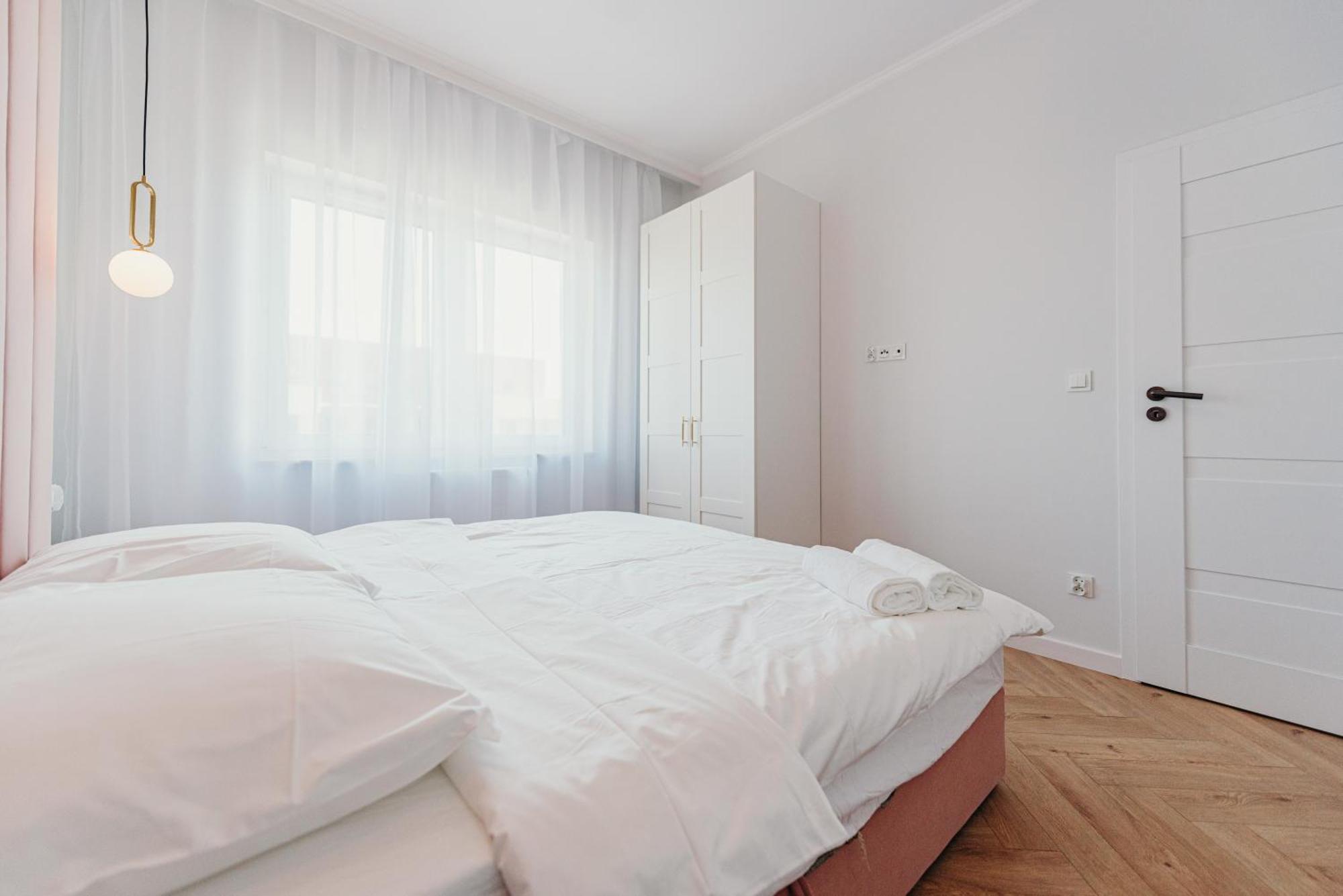 3 Bedrooms Premium Bella Rosa For 8 Guests With Ac And Underground Parking Rzeszów Εξωτερικό φωτογραφία